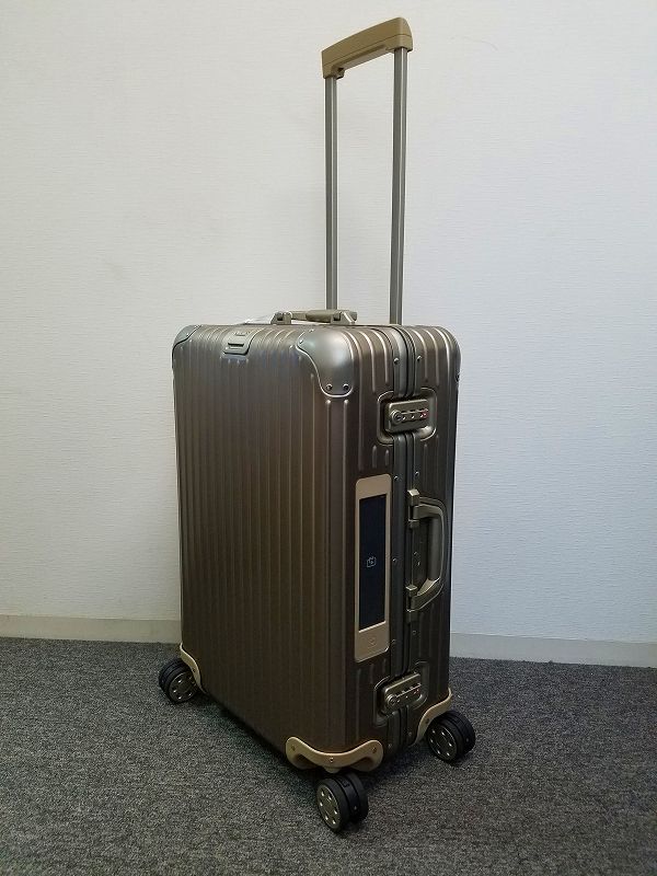 リモワ RIMOWAトパーズチタニウム MULTIWHEEL 4輪 L 64L - トラベル